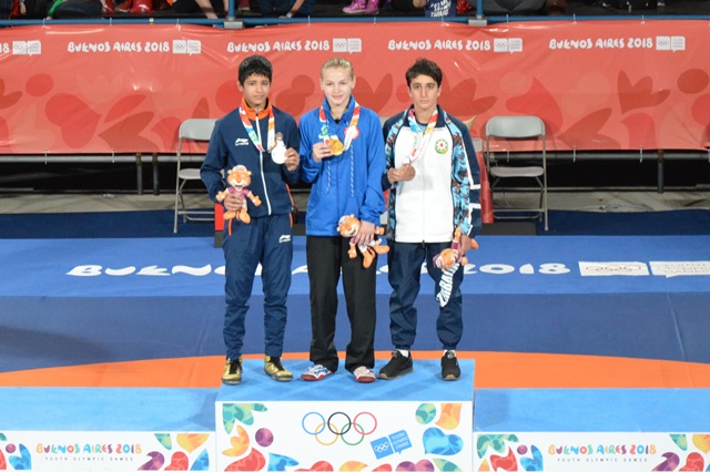 Azərbaycan güləşçisi Yeniyetmələrin III Yay Olimpiya Oyunlarının bürünc medalını qazanıb - video