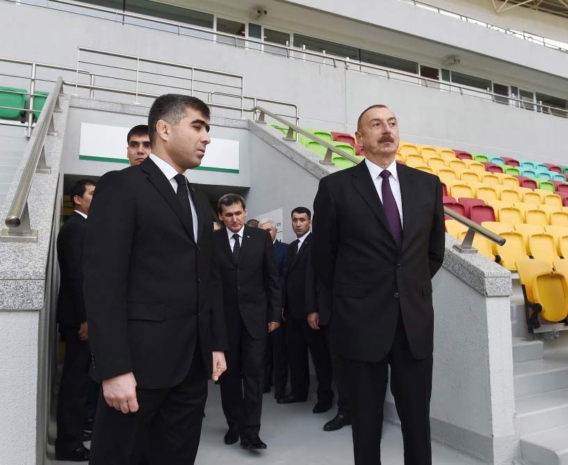 Prezident İlham Əliyev Aşqabadda Olimpiya Kompleksi ilə tanış olub