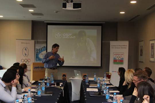 Rəqəmsal media və kommunikasiya mövzusunda seminar