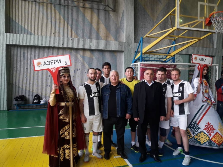 “Azəri” komandası mini futbol turnirinin qalibi olub