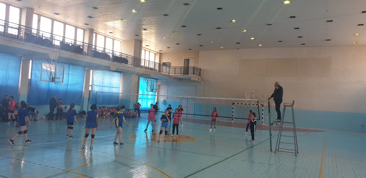 Gələcəyin həkimləri voleybol yarışlarında fərqləniblər