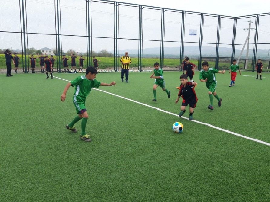 “Açıq əyləncəli futbol məktəbləri” layihəsi çərçivəsində növbəti tədbir Cocuq Mərcanlıda keçirilib
