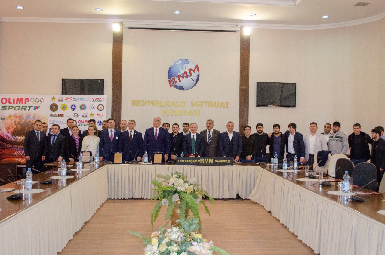 Olimpsport" jurnalının «Qızıl 10-luq» sorğusunun qalibləri mükafatlandırıldılar
