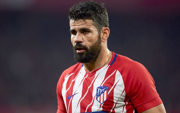 Kosta hamıdan küsüb