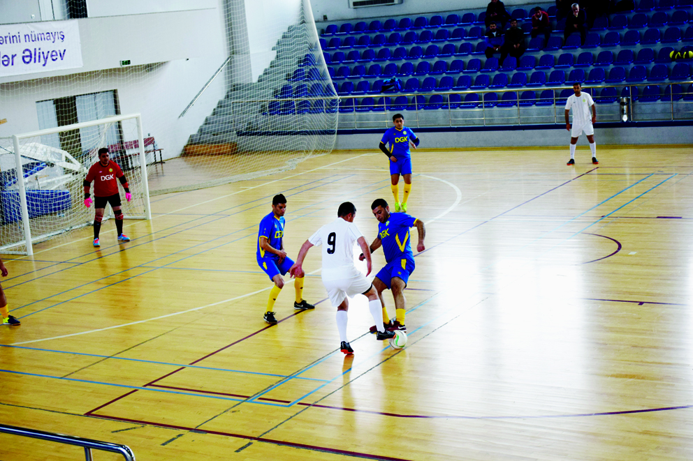 Gömrük orqanları arasında futzal üzrə ənənəvi çempionatın mərhələ oyunları başa çatıb