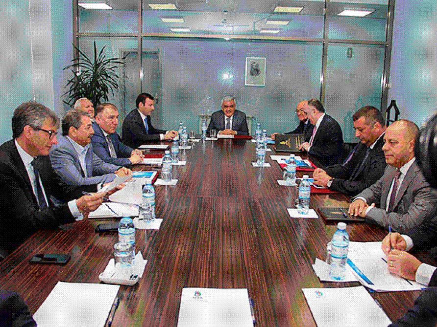 İcraiyyə Komitəsinin iclası keçirilib