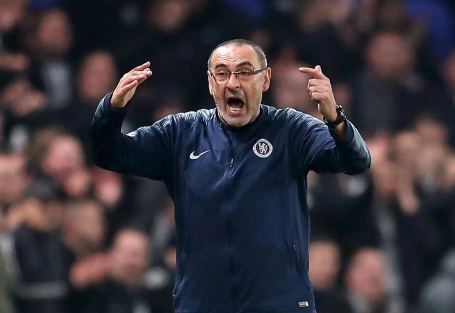 Sarri "Yuventus"a gedir