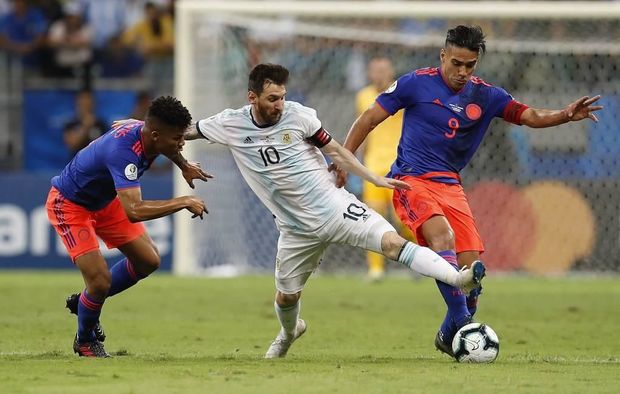 Argentina Amerika Kubokuna məğlubiyyətlə başladı 