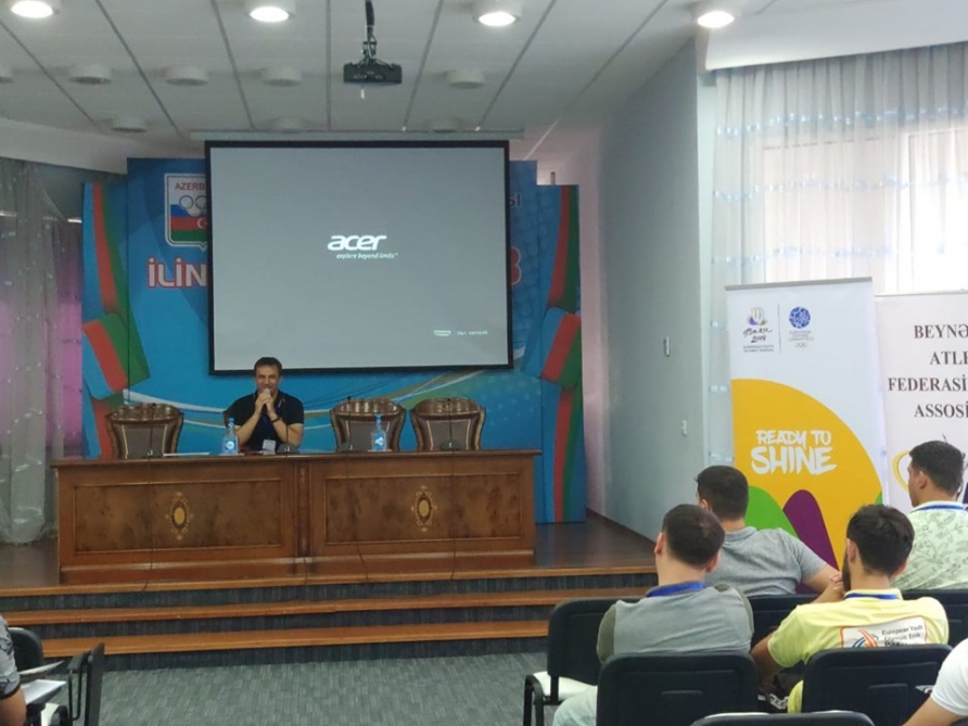 Atletika hakimləri üçün seminar keçirilir