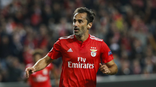 Göz yaşlarını saxlaya bilmədi