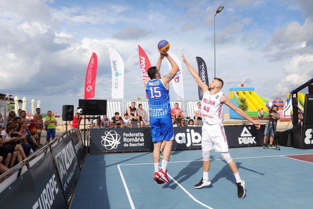 Basketbol komandamız Riqada gümüş medala sahib çıxıb