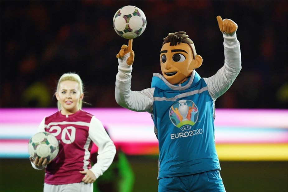 Topu ram edə bilənlərin seçim mərhələsi başlayır