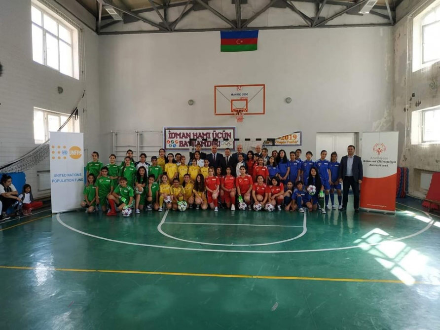 Xüsusi olimpiyaçılar üçün nəzəri-praktik açıq təlim