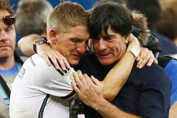 Baş məşqçi heyəti dəyişir