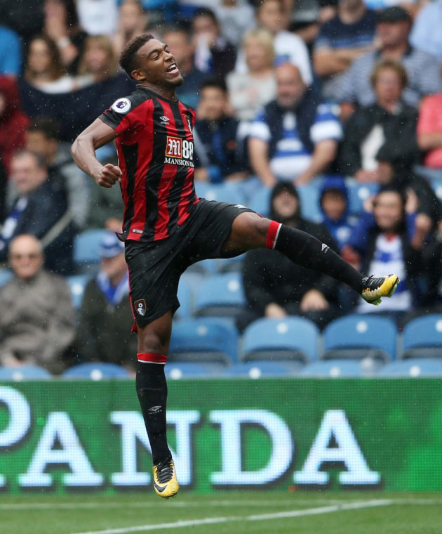 «Bornmut»un futbolçusu avtomobilini dükana çırpıb