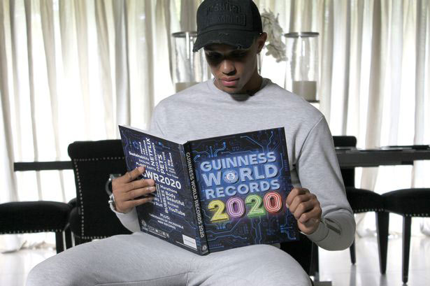 "Liverpul"un futbolçu "Ginnesin rekordlar kitabı"nda