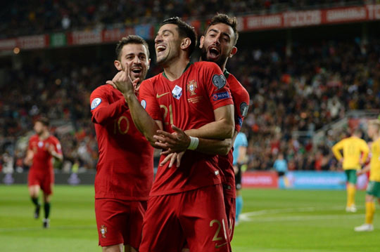 Liderlər günü böyükhesablı qələbə ilə başa vurdular