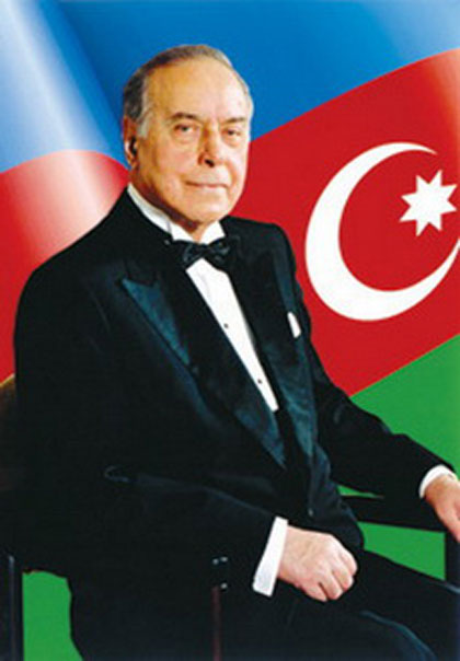 Ümummilli liderin 90 illik yubileyinə həsr olunmuş tədbir keçirilib