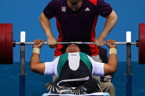 9 ildən sonra idmana qayıdan atletimiz rekord vurdu