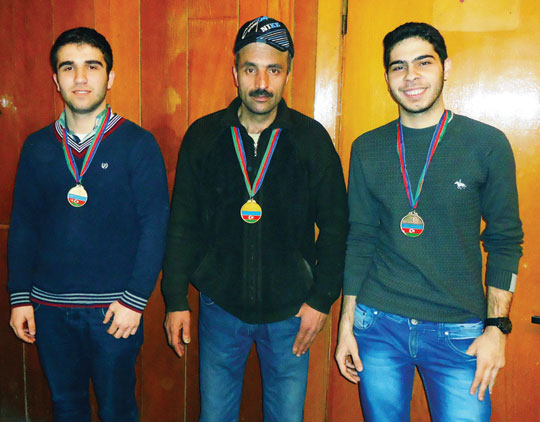 15 qat Azərbaycan çempionu
