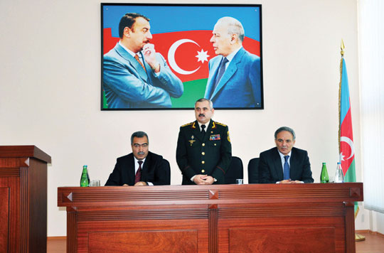 “Səfərbərlik və Hərbi Xidmətə Çağırış üzrə Dövlət Xidməti ilə kütləvi informasiya vasitələri arasında əməkdaşlığın inkişaf etdirilməsi” mövzusunda konfrans keçirildi 
