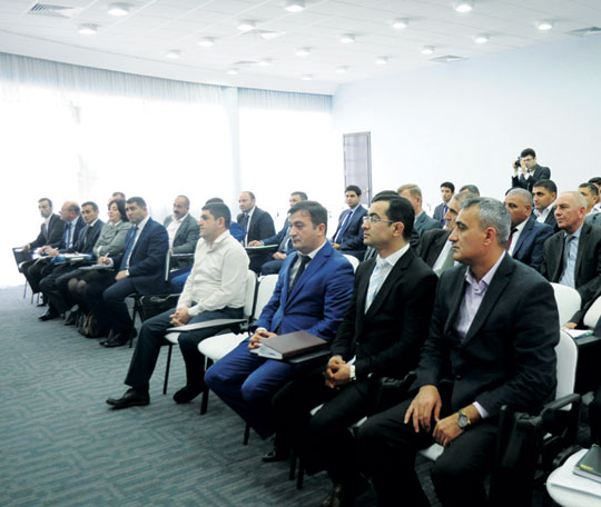 Bədən tərbiyəsi və idman üzrə təlimatçı-metodistlər üçün seminar təşkil olundu