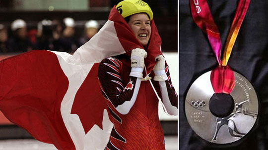 Olimpiya mükafatçısı medalını satışa çıxarıb