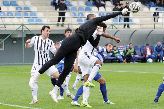 Zirvə uğrunda mübarizədə vəziyyət gərginləşir