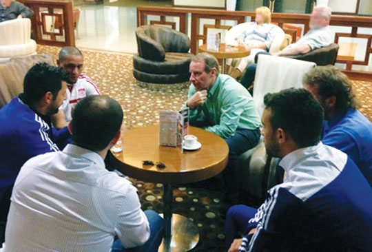 Millinin baş məşqçisi klubların oyununu izləyir