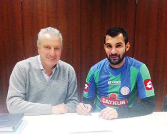 Yarımmüdafiəçi icarə əsasında oynayacaq