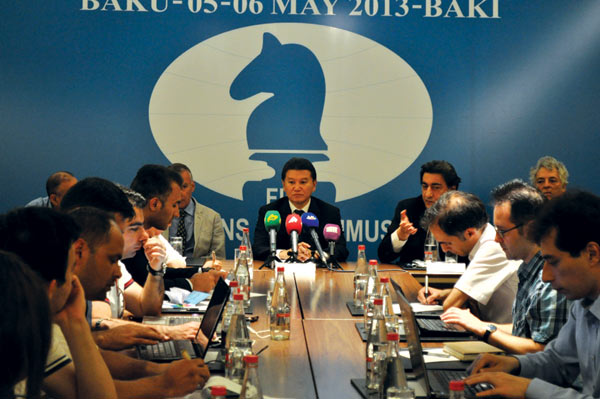 Bakıda FİDE-nin Prezident Şurasının iclası oldu