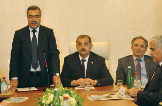 İmişli rayonunda “Yerli icra hakimiyyəti orqanları ilə kütləvi informasiya vasitələri arasında əməkdaşlığın genişləndirilməsi” mövzusunda regional konfrans keçirilib