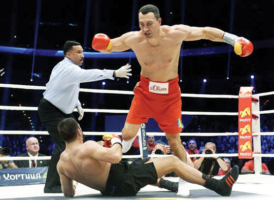 Vladimir Kliçko dünya çempionu titulunu əldən vermədi