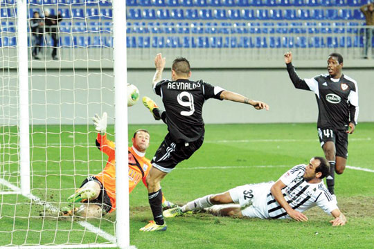 “Qarabağ” rəqiblərindən uzaqlaşdı