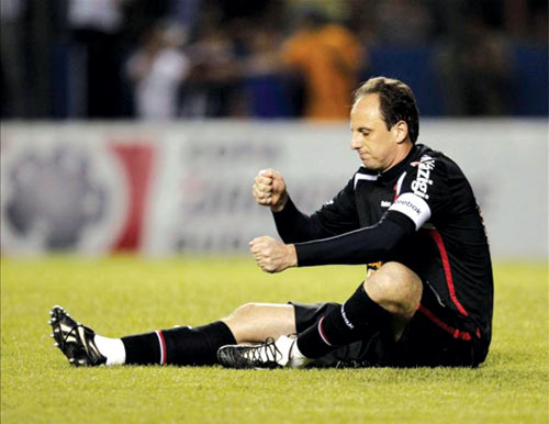 Qapıçının qolu kifayət etmədi