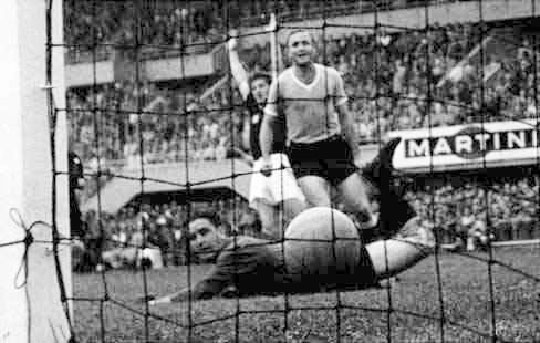 Dünya çempionatlarında Braziliyanı Səudiyyə Ərəbistanı ilə nə birləşdirir?