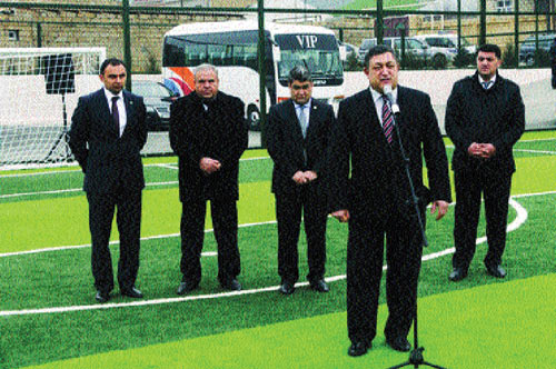 Xocahəsəndə yeni stadion açıldı